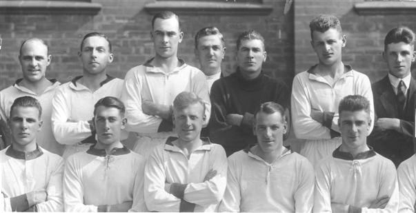 Liverpool Kit History - Away 1928-1929